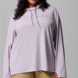 Columbia Women's Light Purple Hoodie. Women's Sun Trek Hoodie II - Plus Size